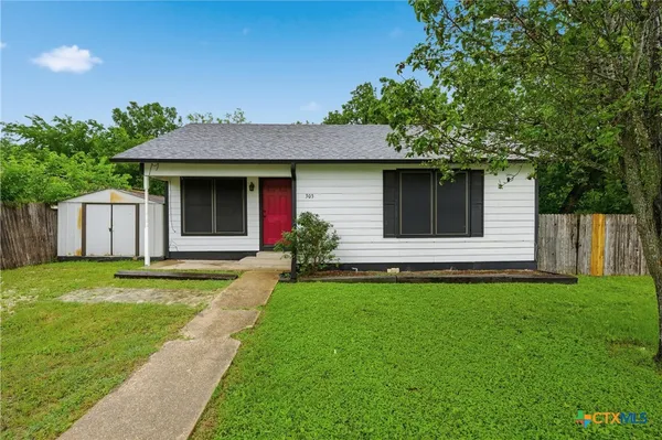 $160,000 | 303 North Milam Street, Rogers, TX 76569