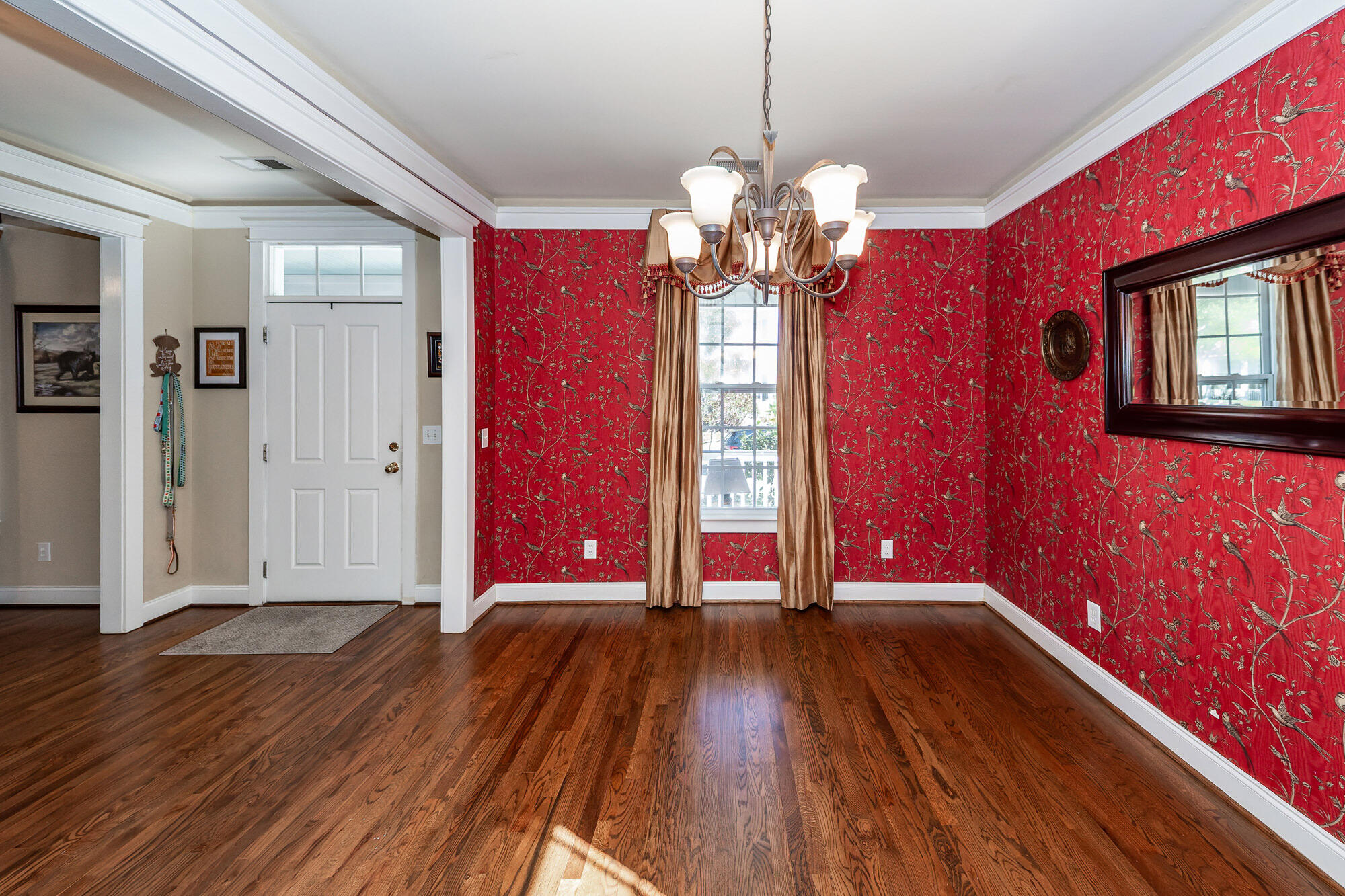 400 Hydrangea Street Summerville, SC 29483 - Photo 6 of 63 06 (9)