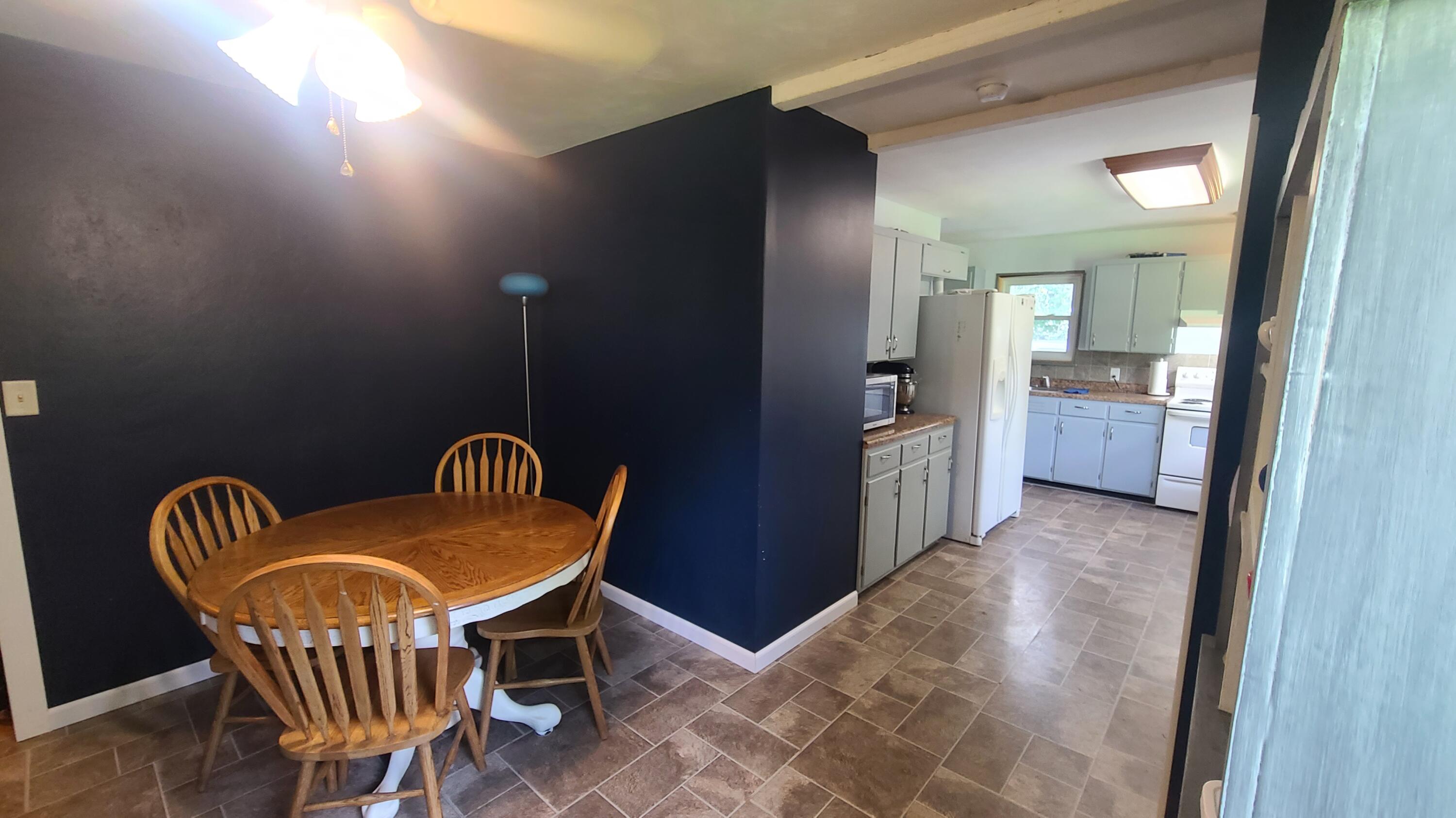 12741 Perry Road Battle Creek, MI 49015 - Photo 8 of 32 8