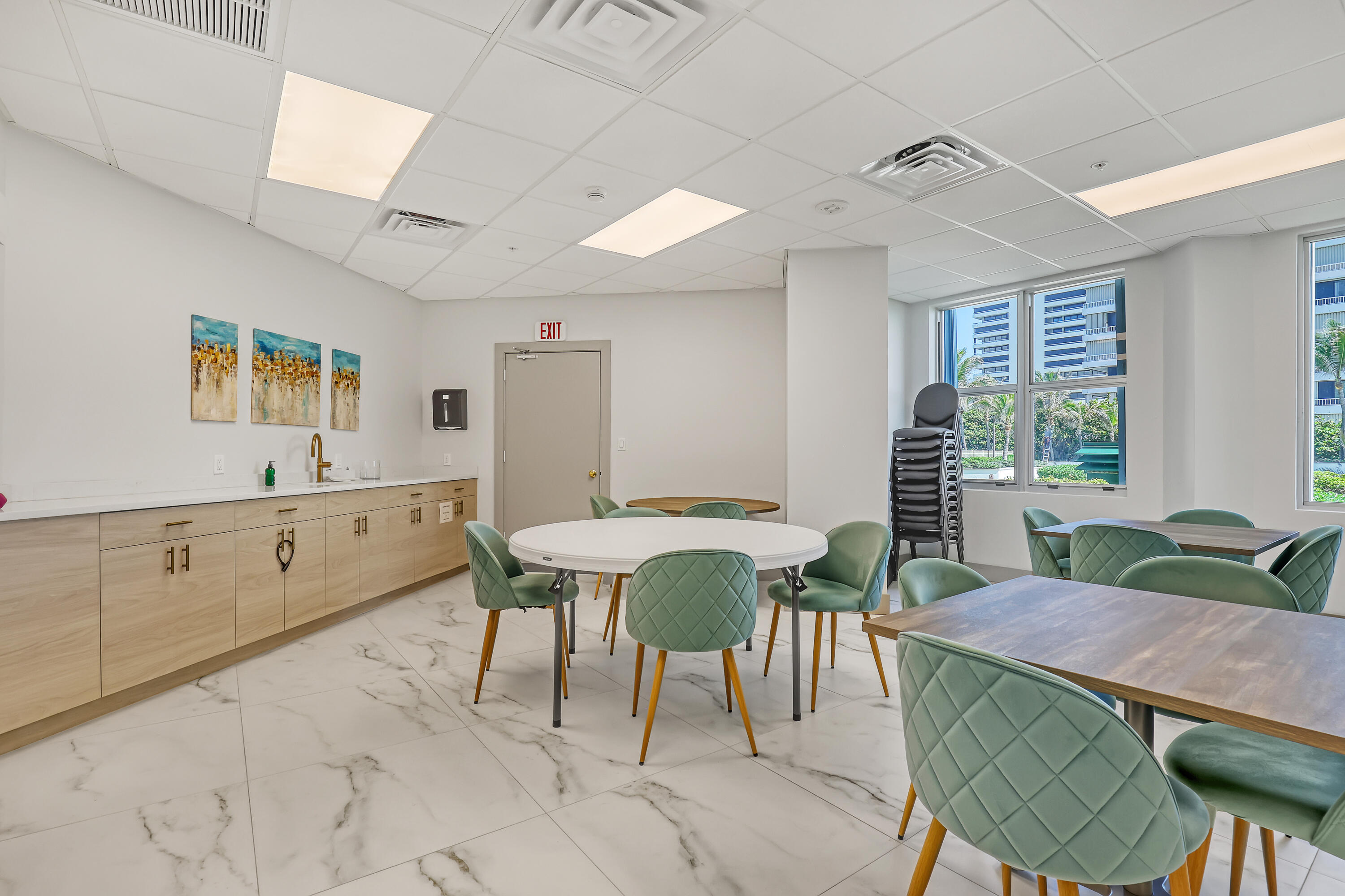 5200 North Ocean Drive, Unit 1902 Riviera Beach, FL 33404 - Photo 90 of 104 Card room