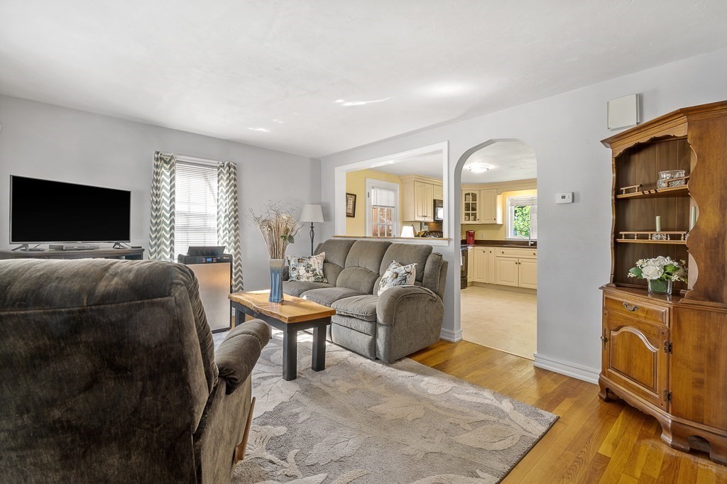 41 Racicot Avenue Webster, MA 01570 - Photo 9 of 25 Gallery Image 9