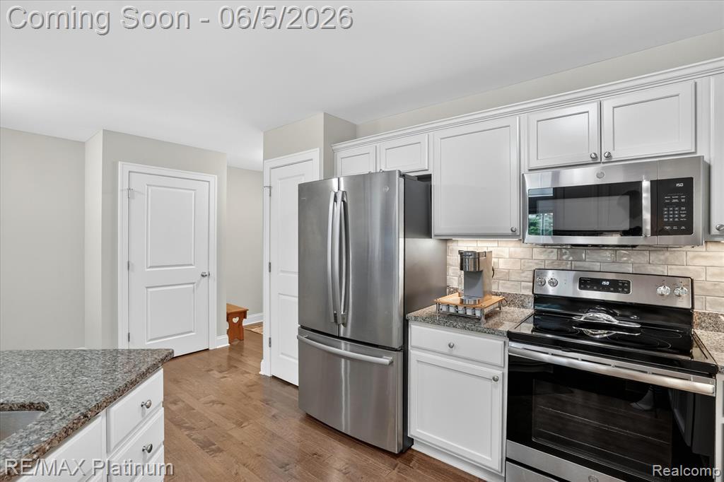 465 Hosta, Unit 82 Howell, MI 48843 - Photo 13 of 44