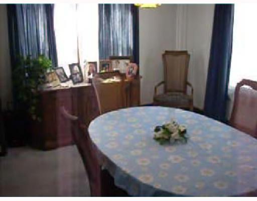 511 Stoystown Road Somerset, PA 15501 - Photo 3 of 8 Dining Room.