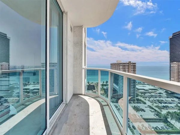 $4,800 | 1945 South Ocean Drive, Unit 2101, Hallandale Beach, FL 33009