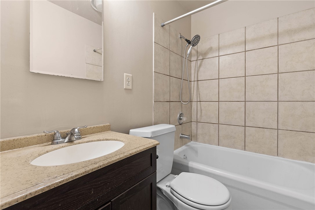 120 Mayflower Street Rochester, NY 14615 - Photo 10 of 22