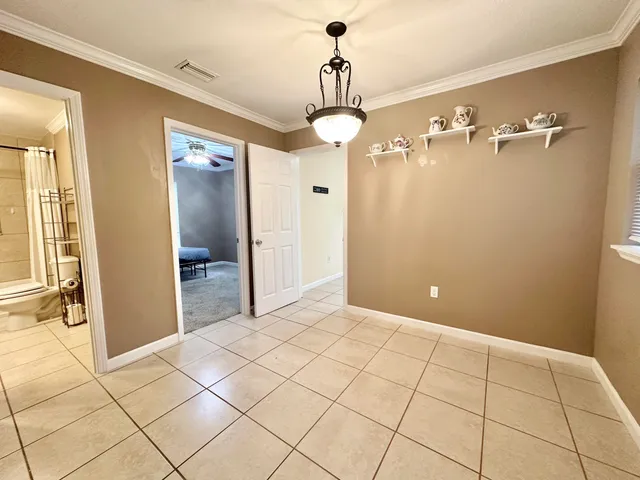 $217,000 | 120 North Davis Lane, DeFuniak Springs, FL 32433