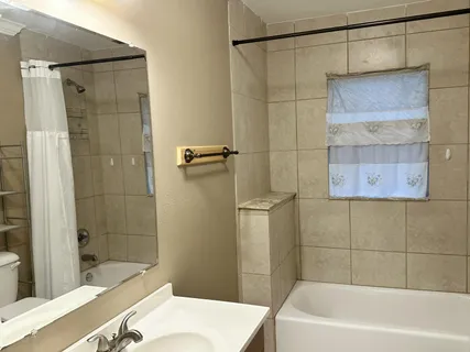 $217,000 | 120 North Davis Lane, DeFuniak Springs, FL 32433