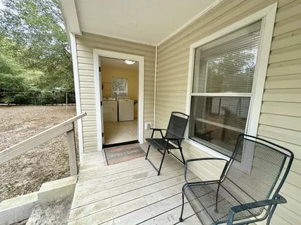 $217,000 | 120 North Davis Lane, DeFuniak Springs, FL 32433