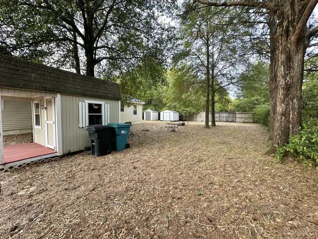 $217,000 | 120 North Davis Lane, DeFuniak Springs, FL 32433