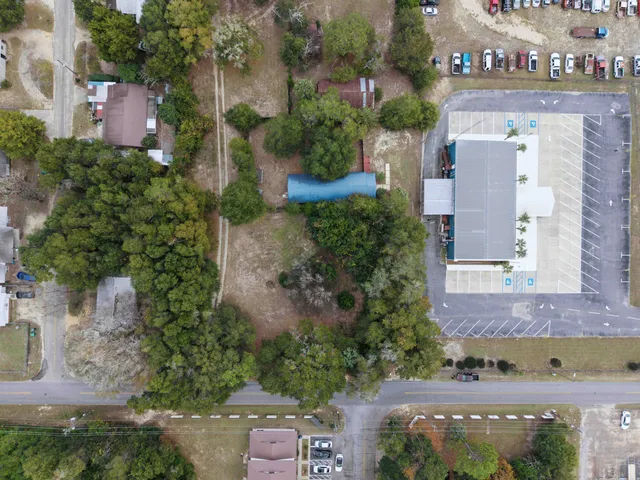 $217,000 | 120 North Davis Lane, DeFuniak Springs, FL 32433