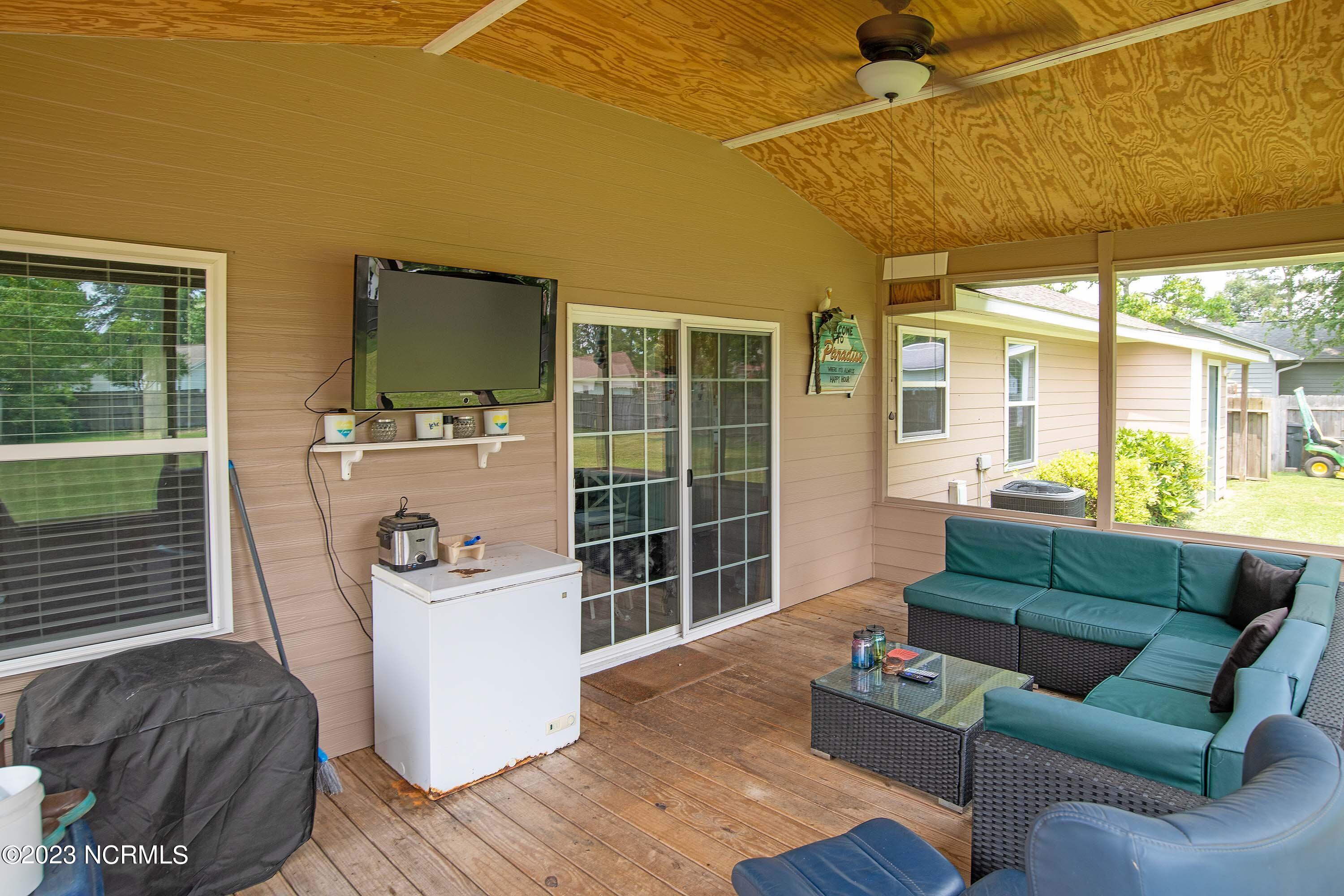 602 North Forty Road Morehead City, NC 28557 - Photo 20 of 25 23-6-House-121-JPG-A