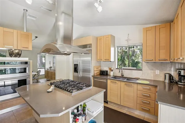 $11,000 | 3390 Bayou Sound, Longboat Key, FL 34228