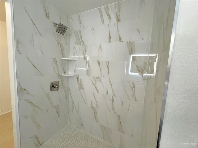 $1,900 | 1609 Buen Camino Street, Weslaco, TX 78596