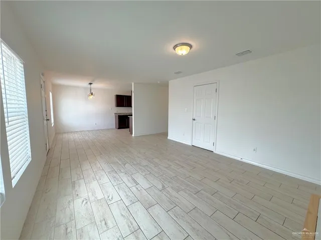 $1,900 | 1609 Buen Camino Street, Weslaco, TX 78596