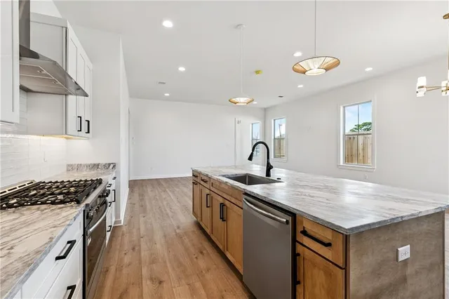 $499,000 | 1725 Vegas Drive, Metairie, LA 70003