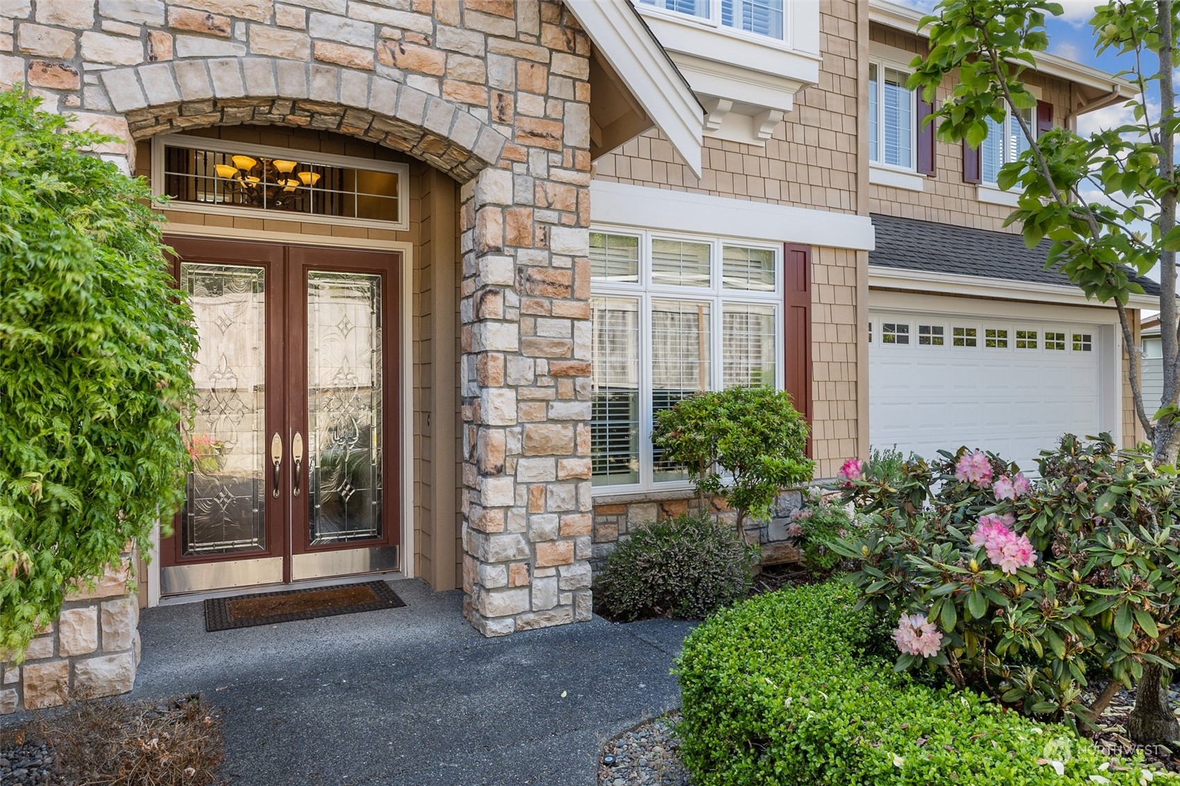 1032 South 36th Place Renton, WA 98055 - Photo 3 of 31 Gallery Image 3