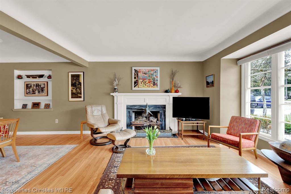 32630 Evergreen Road Beverly Hills, MI 48025 - Photo 7 of 37