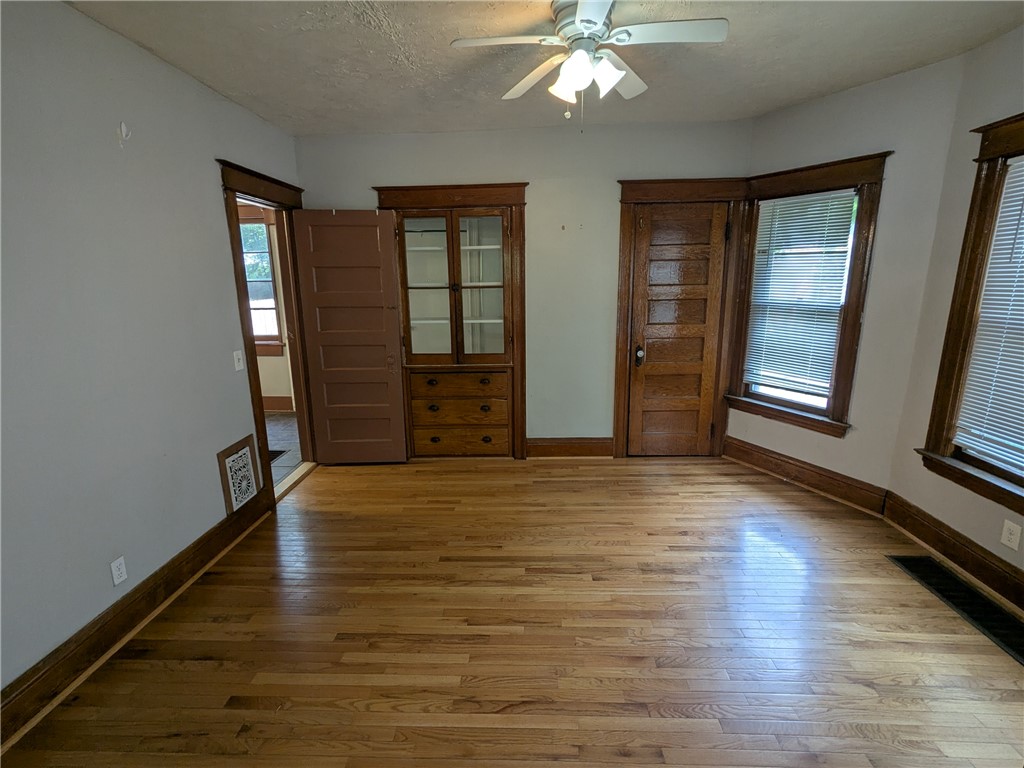 918 South Goodman Street Rochester, NY 14620 - Photo 6 of 25