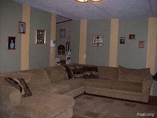641 North Blacks Corners Road Imlay City, MI 48444 - Photo 3 of 10 Living rm