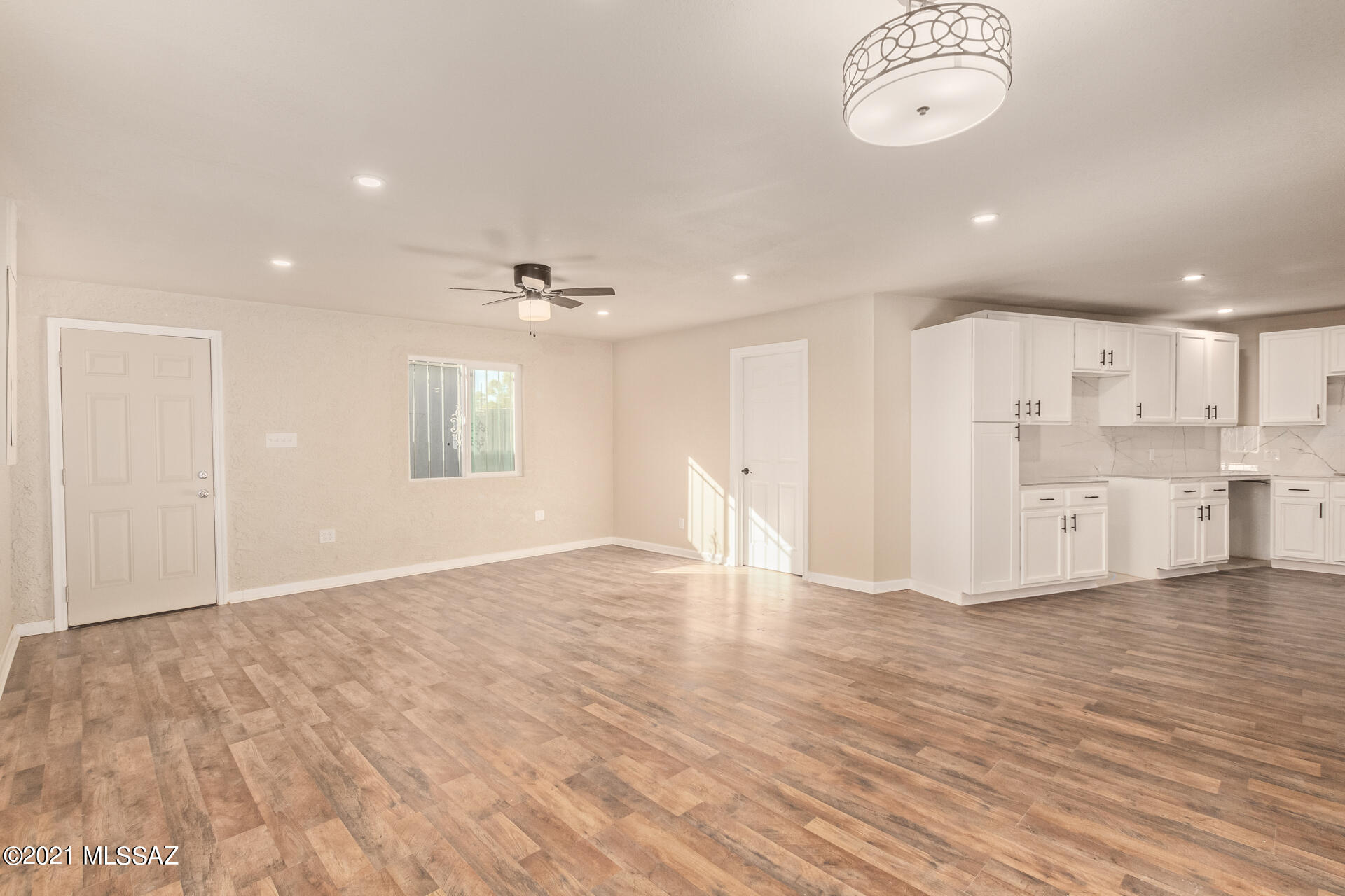 3762 East 22nd Street Tucson, AZ 85713 - Photo 8 of 34