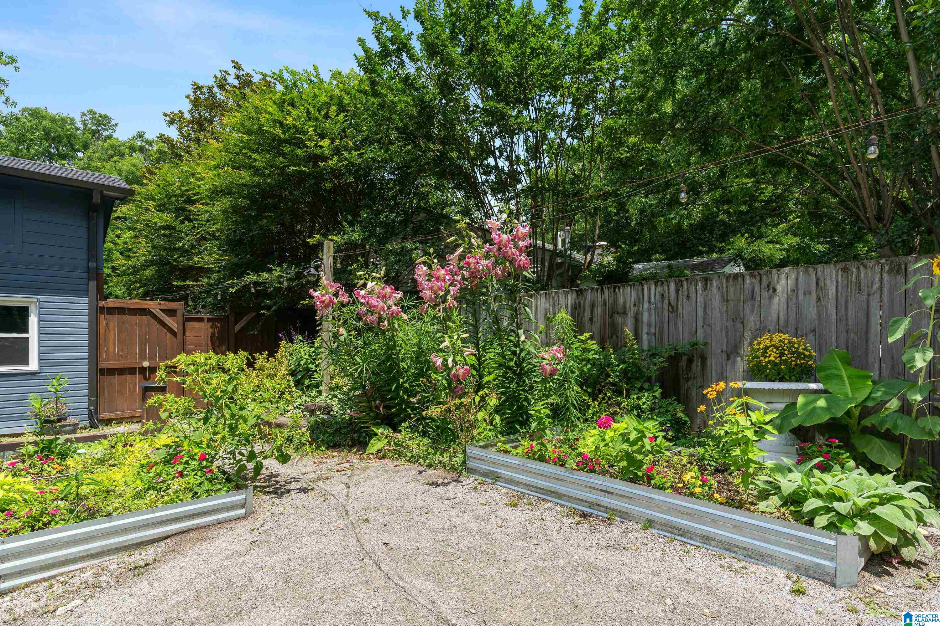 607 Strathmore Road Birmingham, AL 35213 - Photo 37 of 51