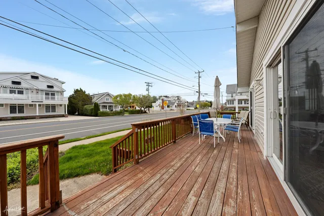 a view of deck with patio