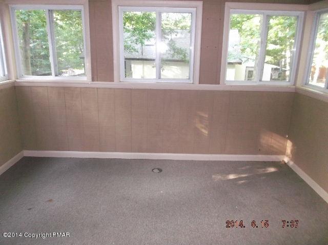 935 Decker Road Bushkill, PA 18324 - Photo 6 of 15 an empty room with a window