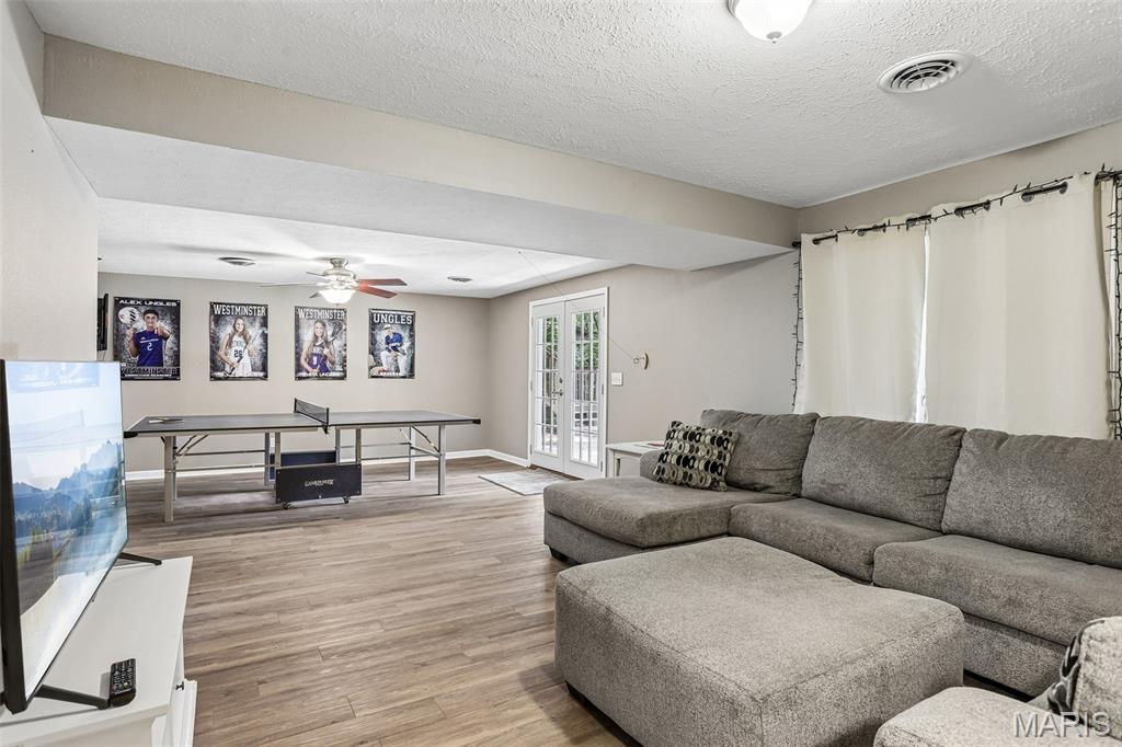 111 Solar Circle Litchfield, IL 62056 - Photo 28 of 55