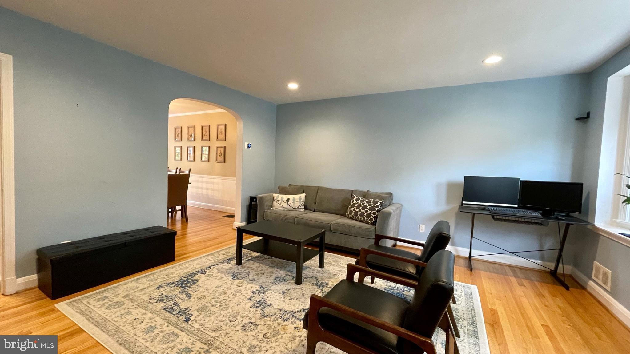 194 Stanmore Road Baltimore, MD 21212 - Photo 5 of 32