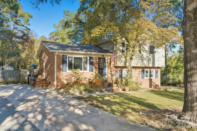 front view of house with a yard