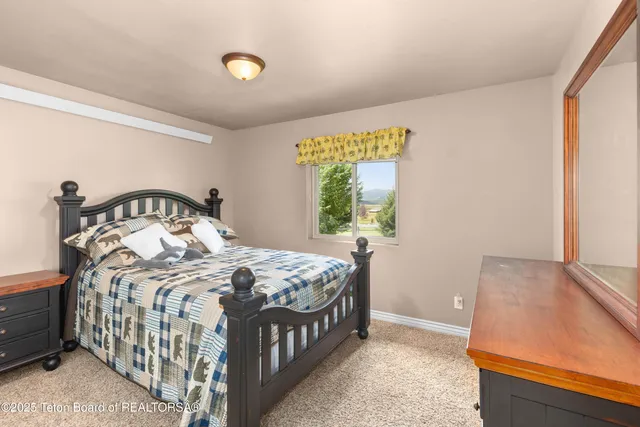 $1,125,000 | 247 Freedom Lane, Freedom, WY 83120