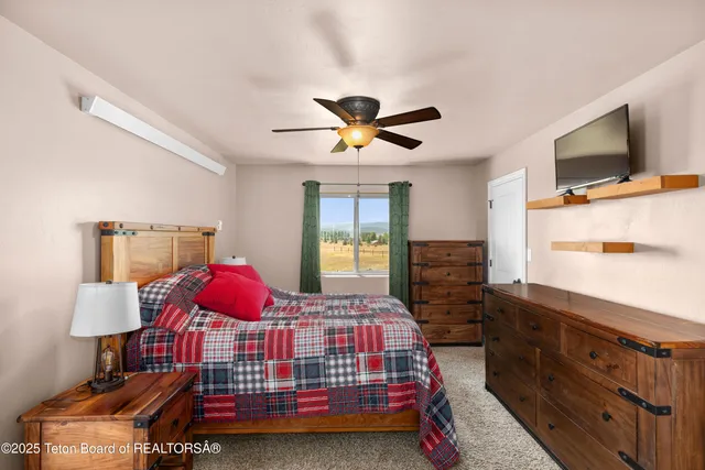 $1,125,000 | 247 Freedom Lane, Freedom, WY 83120