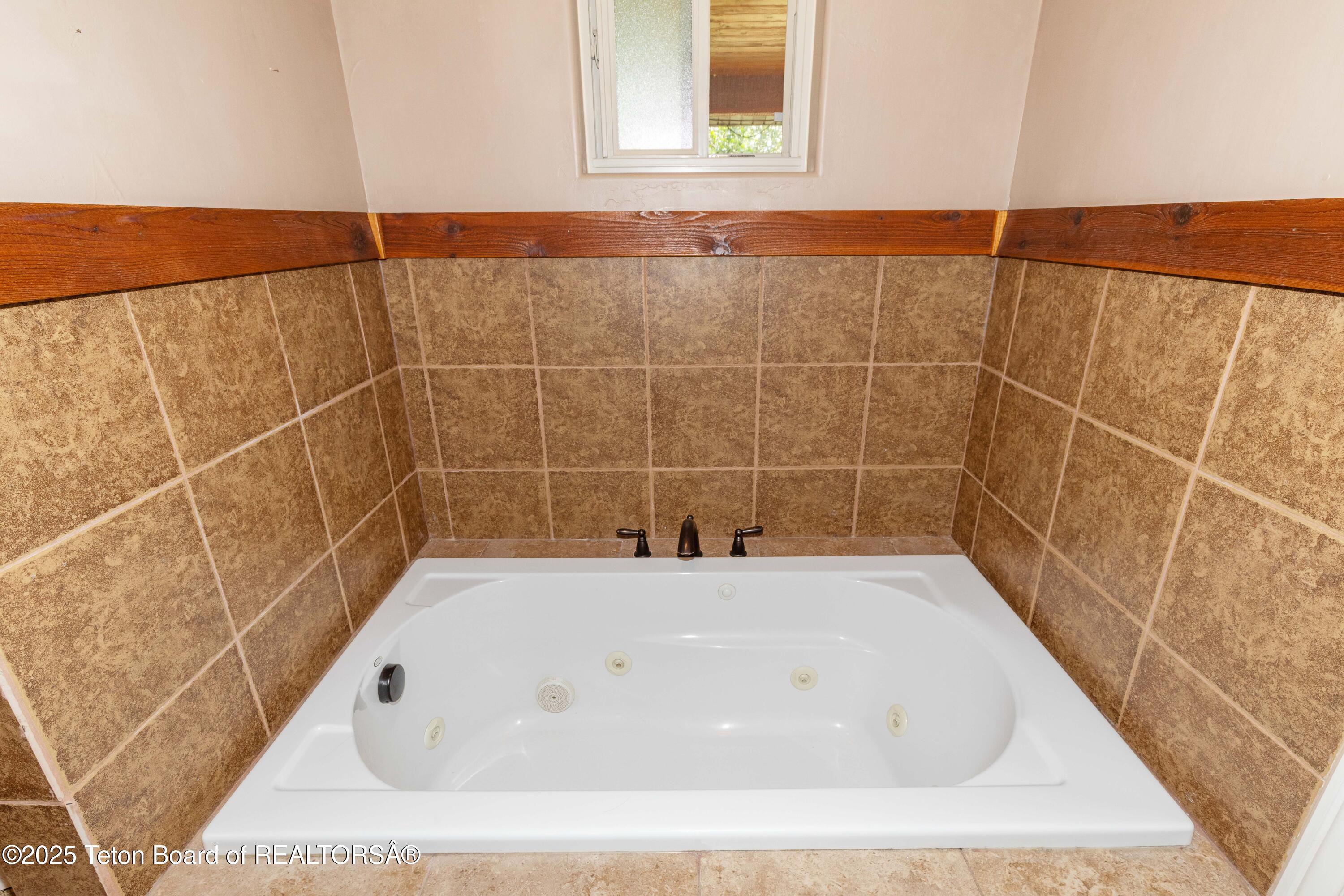 247 Freedom Lane Freedom, WY 83120 - Photo 16 of 57 247 Freedom Ln IMG_0839