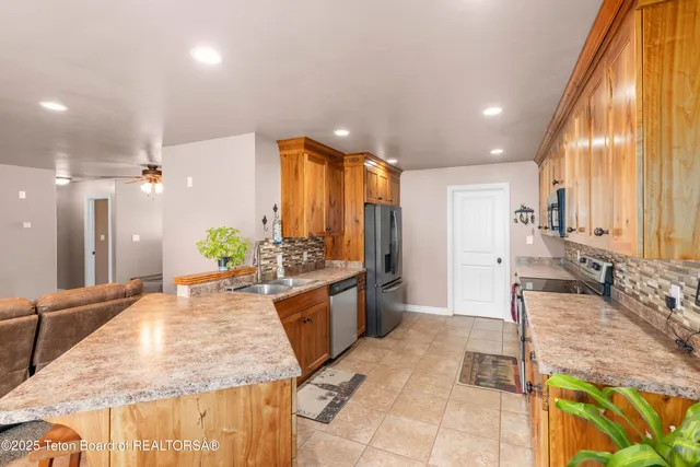 $1,125,000 | 247 Freedom Lane, Freedom, WY 83120