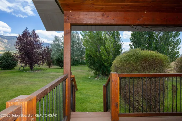 $1,125,000 | 247 Freedom Lane, Freedom, WY 83120