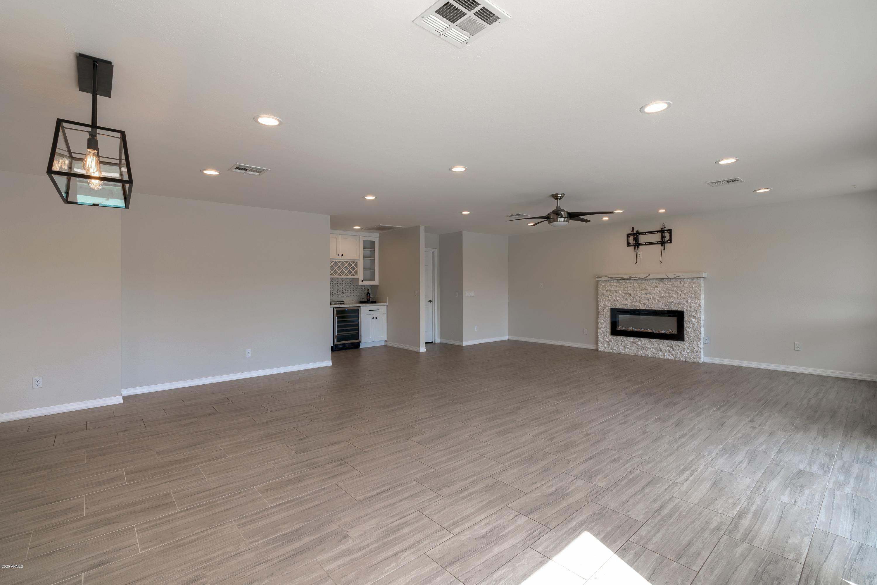 7435 East Corrine Road Scottsdale, AZ 85260 - Photo 7 of 25 Great Room
