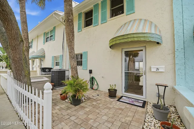 $825,000 | 2233 Seminole Road, Unit 21, Atlantic Beach, FL 32233