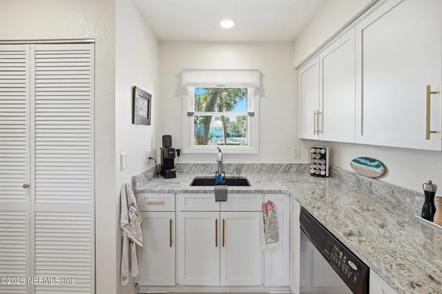 $825,000 | 2233 Seminole Road, Unit 21, Atlantic Beach, FL 32233