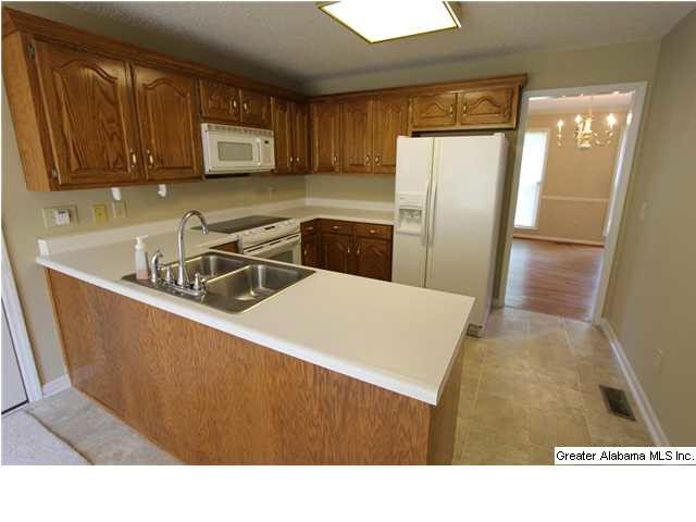 1235 Stillwater Road Anniston, AL 36207 - Photo 7 of 32