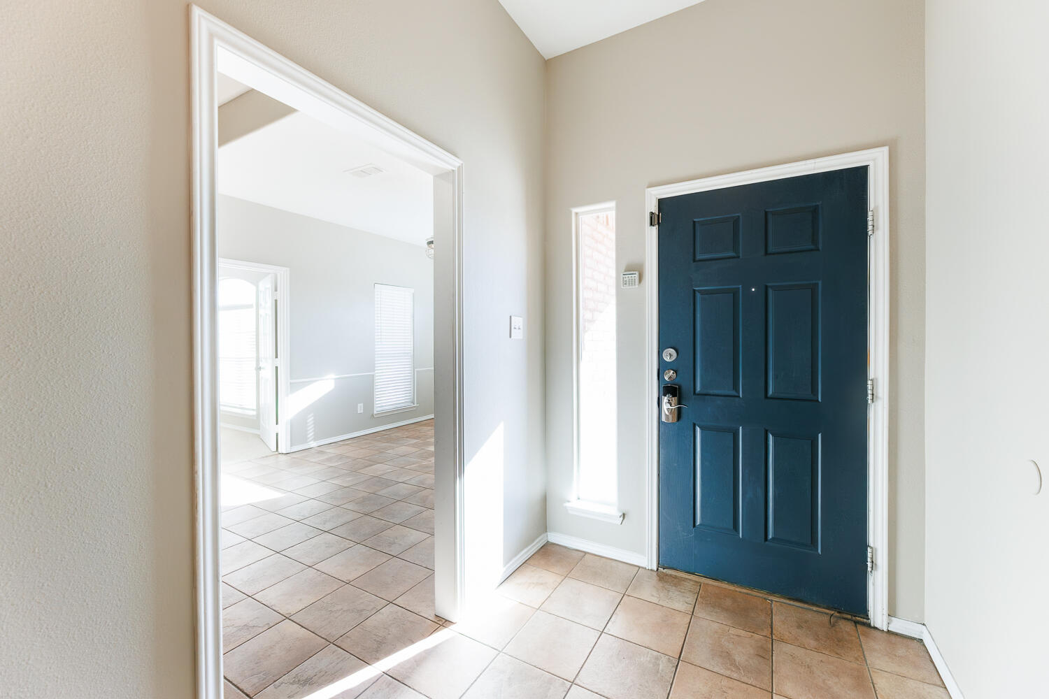 10602 Clinton Avenue Lubbock, TX 79424 - Photo 5 of 45 -