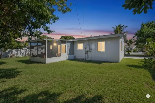 $449,999 | 2811 Northeast 9th Terrace, Pompano Beach, FL 33064