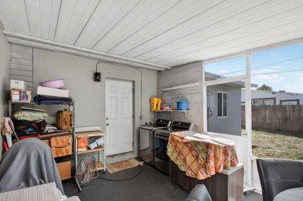 $449,999 | 2811 Northeast 9th Terrace, Pompano Beach, FL 33064