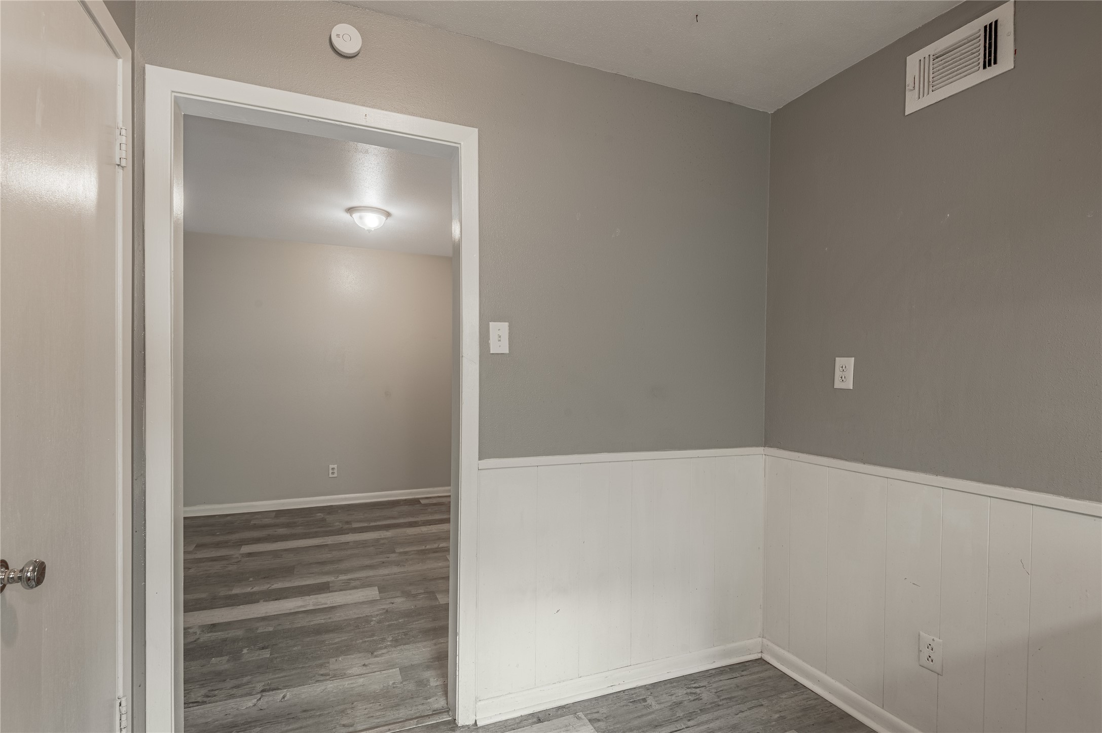 818 University Avenue, Unit 7 Huntsville, TX 77320 - Photo 14 of 25 a view of an empty room