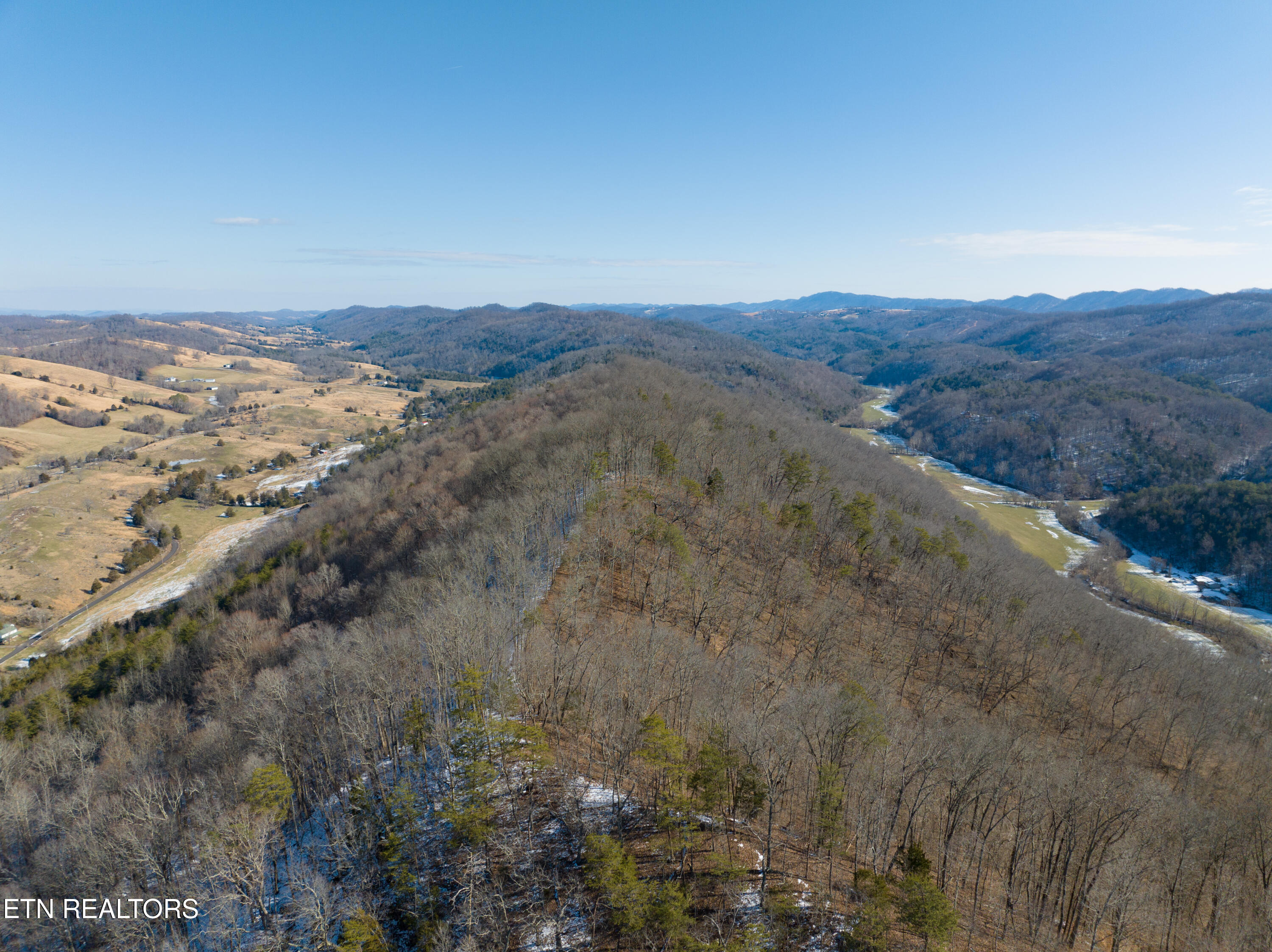 118 Providence Road Sneedville, TN 37869 - Photo 19 of 20 ENGLISH 2-26