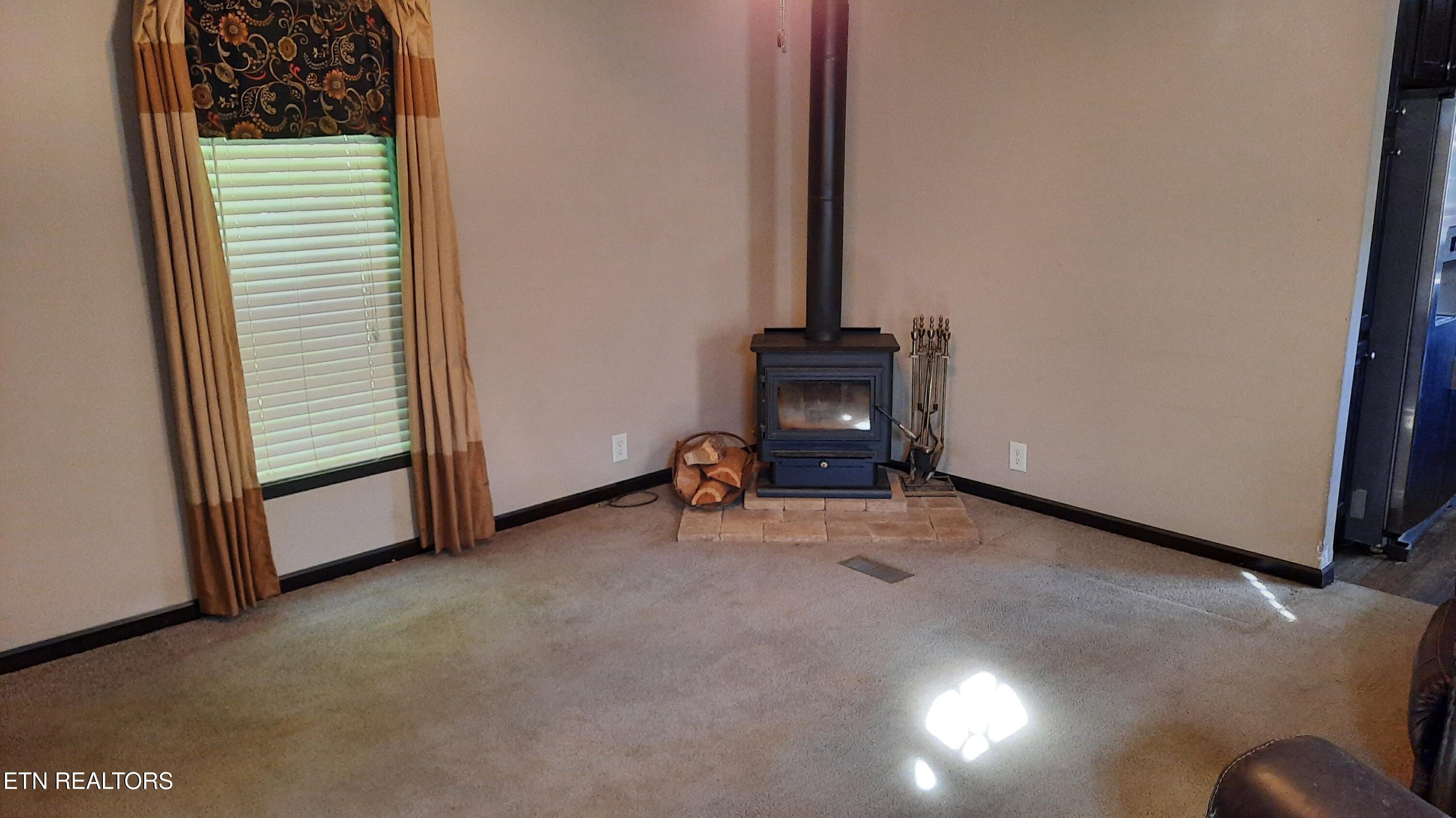 118 Providence Road Sneedville, TN 37869 - Photo 5 of 20 1000001410