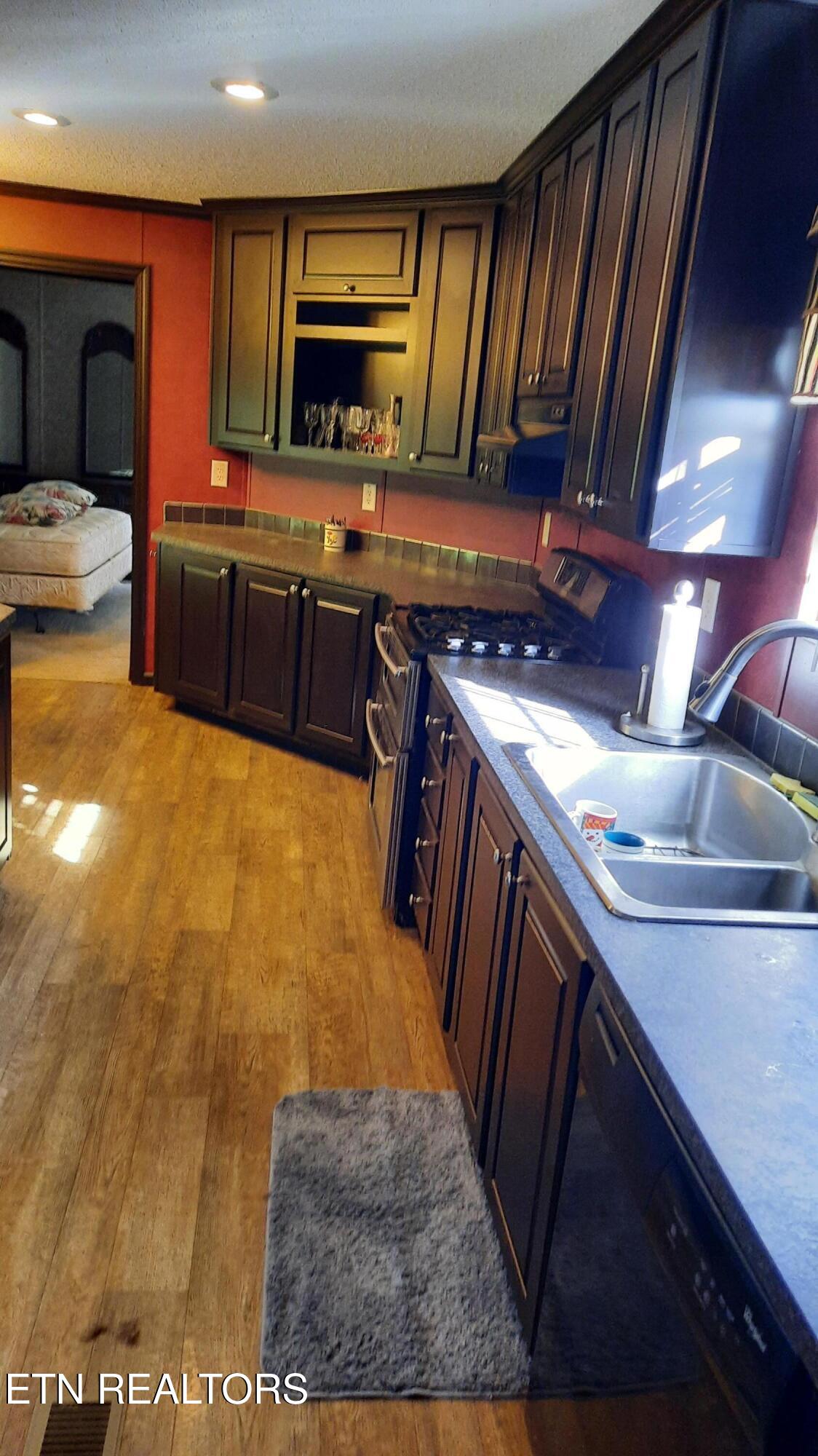 118 Providence Road Sneedville, TN 37869 - Photo 7 of 20 1000001403