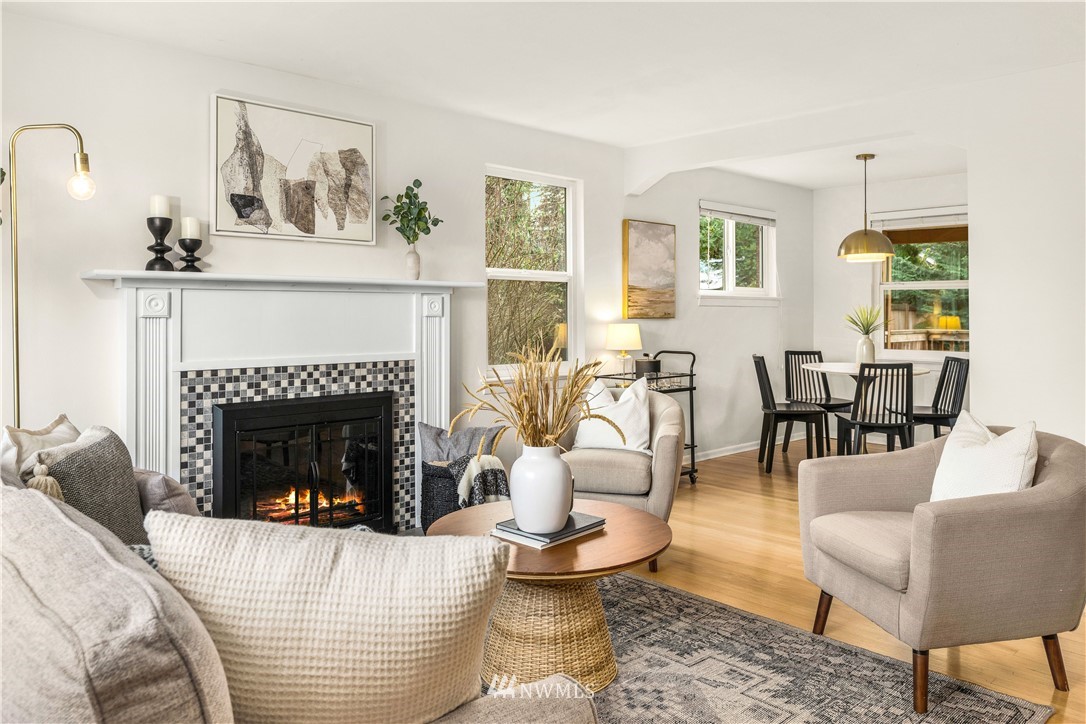 2111 North 88th Street Seattle, WA 98103 - Photo 3 of 22 Gallery Image 3