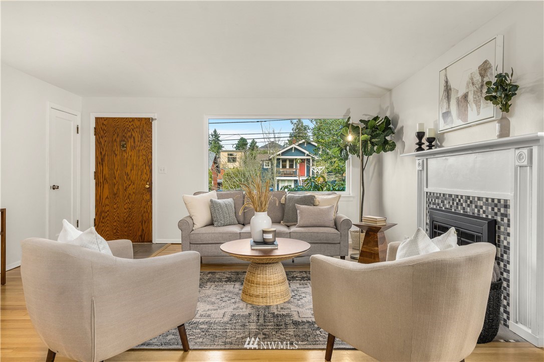 2111 North 88th Street Seattle, WA 98103 - Photo 5 of 22 Gallery Image 5