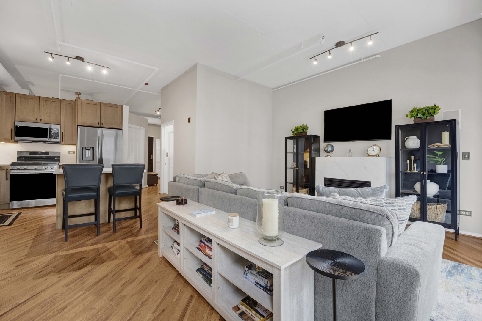 950 West Monroe Street, Unit 412 Chicago, IL 60607 - Photo 8 of 30