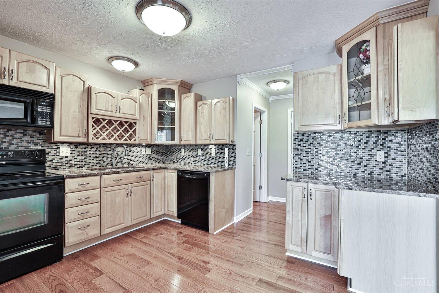 3717 Mackey Road Amelia, OH 45102 - Photo 8 of 27 Gallery Image 8